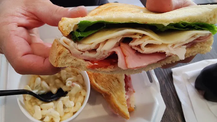 Arizona Deli Company Picture 3