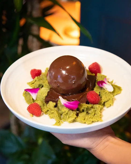 Wren & Wolf Picture 1