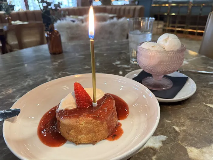 Wren & Wolf Picture 4