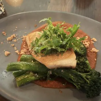 Blue Hound Kitchen & Cocktails Picture 2