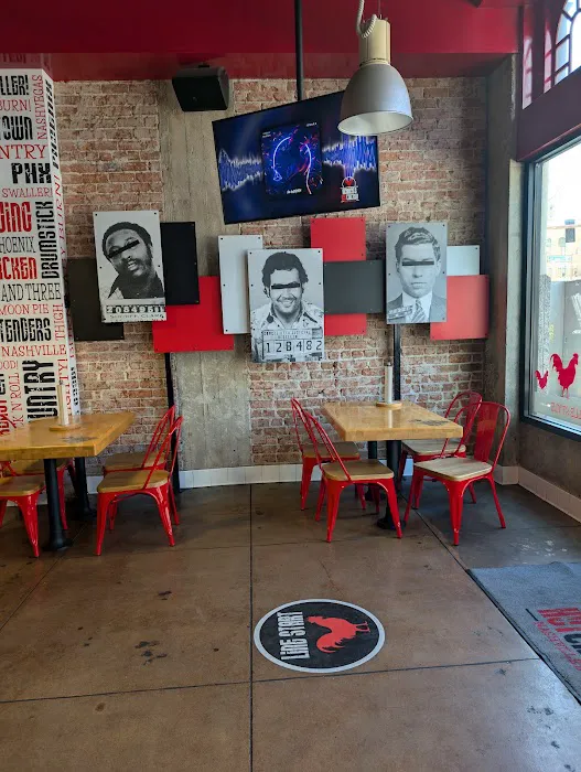 Monroe's Hot Chicken Picture 1