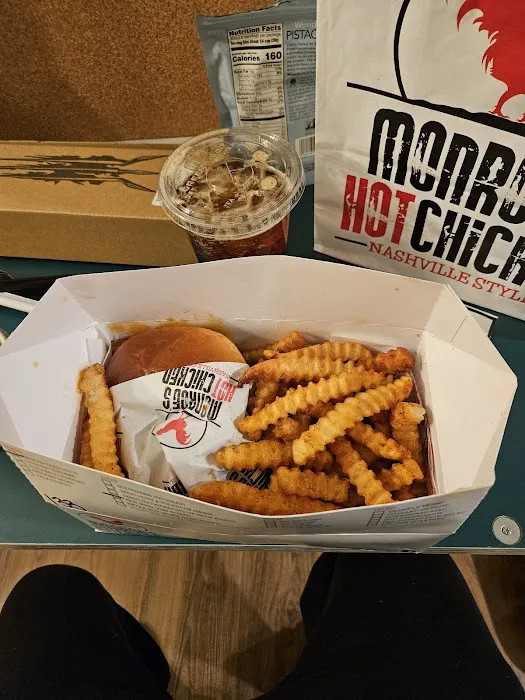 Monroe's Hot Chicken Picture 6