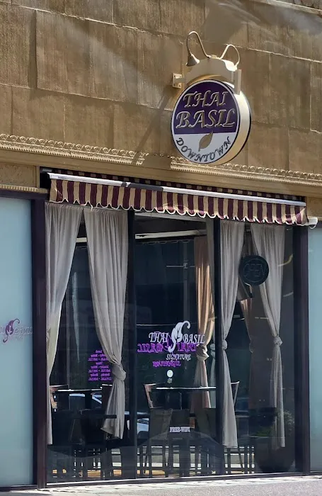 Thai Basil Signature Downtown Phoenix Picture 7