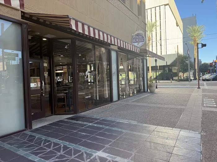 Thai Basil Signature Downtown Phoenix Picture 5