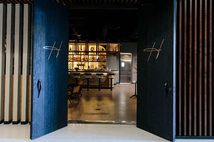 Harumi Sushi Bar Picture 9