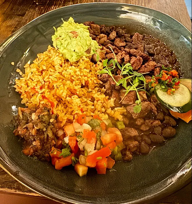 Condesa Phoenix Picture 4