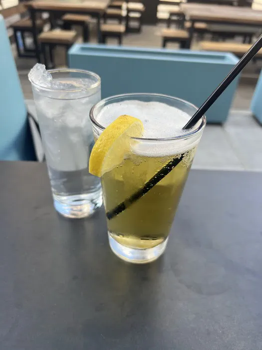 The Kettle Black Kitchen & Pub Picture 3