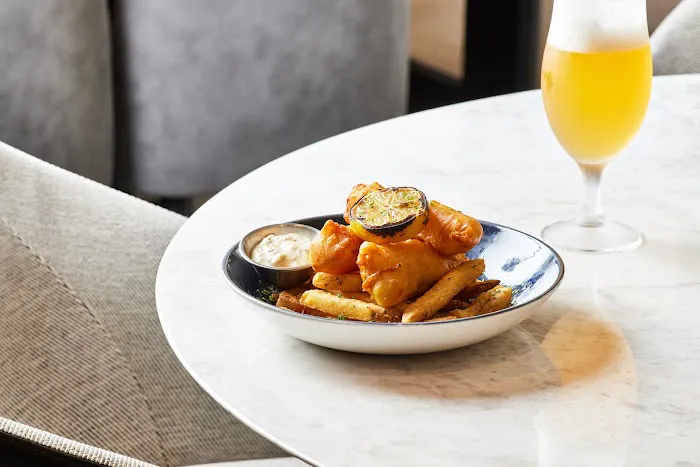 Adams Table Picture 1