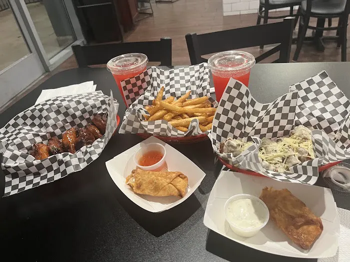 Midwest Wings XL Picture 2