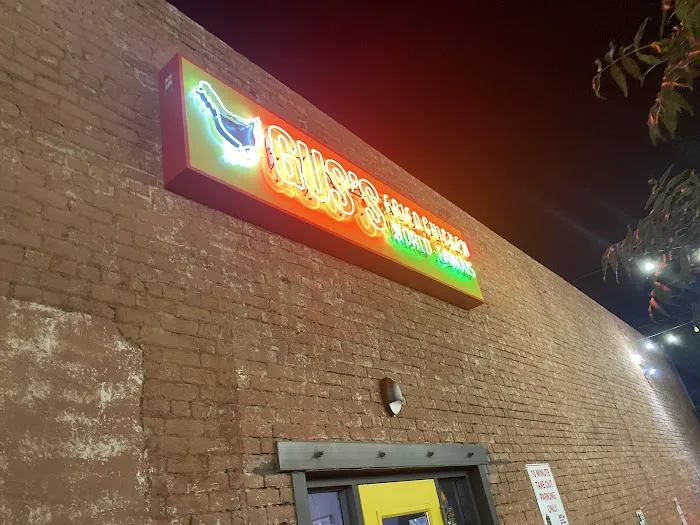 Gus's World Famous Fried Chicken Picture 3