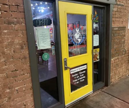 Gus's World Famous Fried Chicken