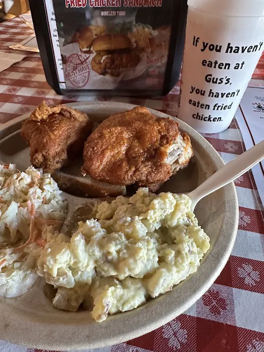 Gus's World Famous Fried Chicken Picture 10