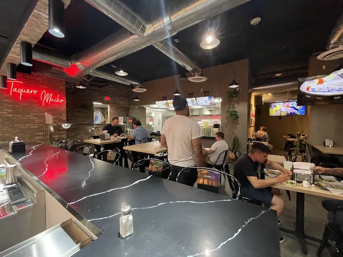 Tacos Los Vales Picture 6