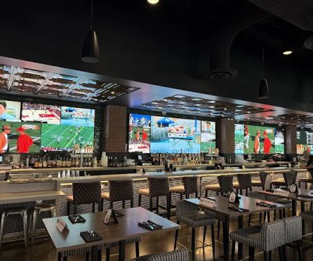 Guy Fieri’s DTPHX Kitchen + Bar