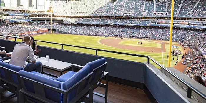 Bourbon & Bones Chophouse | Bar Picture 7