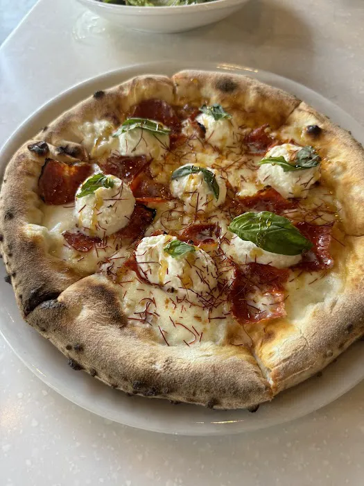 Pomo Pizzeria Picture 7