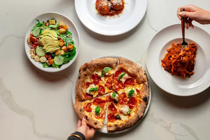 Pomo Pizzeria Picture 6