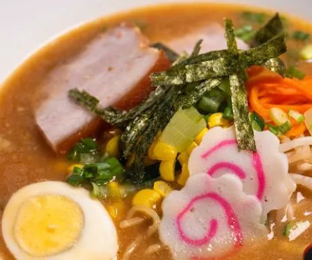 Omoide Sushi & Noodle