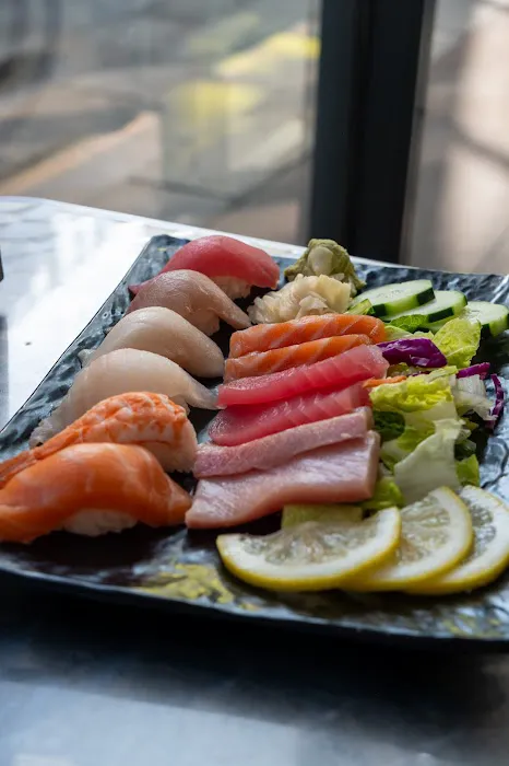 Omoide Sushi & Noodle Picture 6