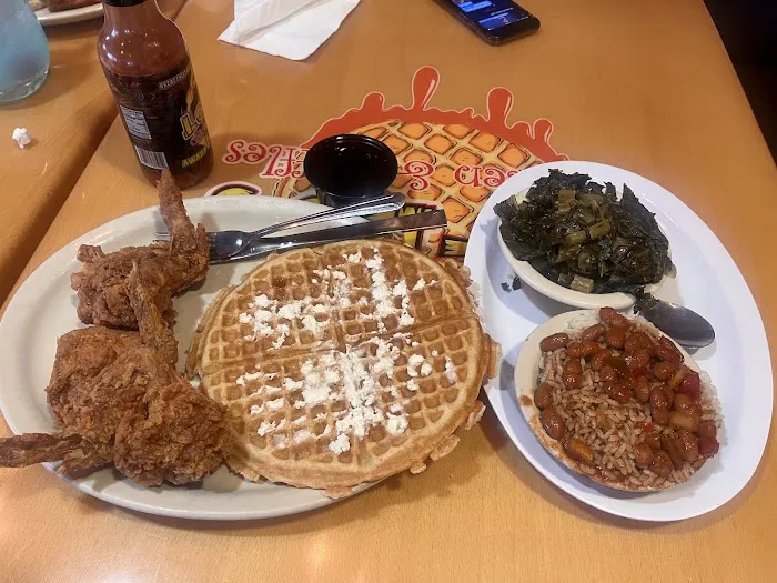 Lo-Lo's Chicken & Waffles Picture 5