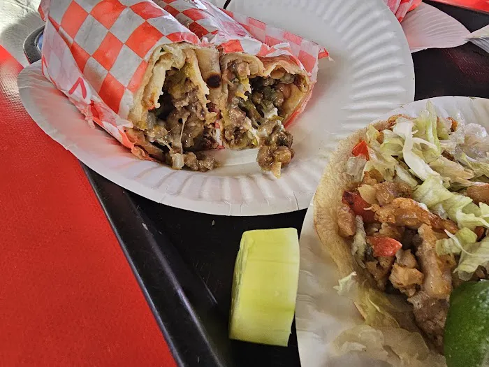 Taqueria La Hacienda Picture 6