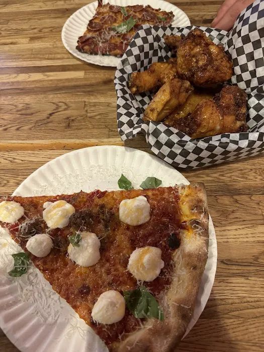 Via Della Slice Shop Picture 4