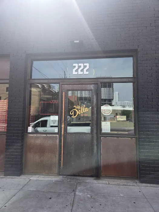 Via Della Slice Shop Picture 10