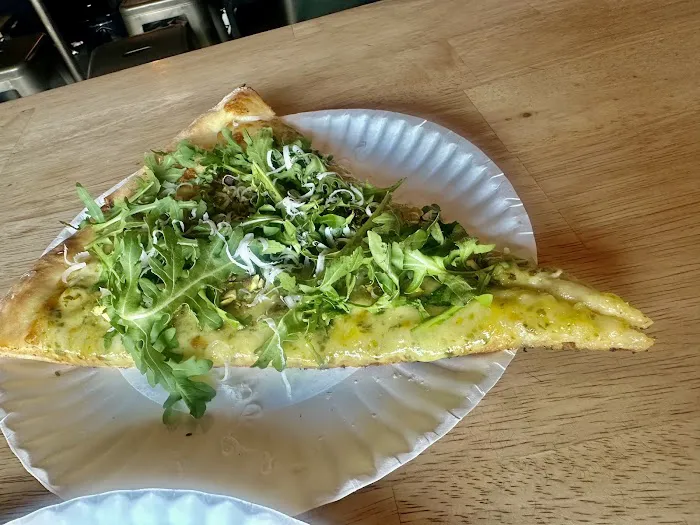 Via Della Slice Shop Picture 9