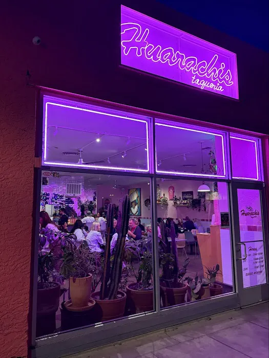 Huarachis Taqueria Picture 7