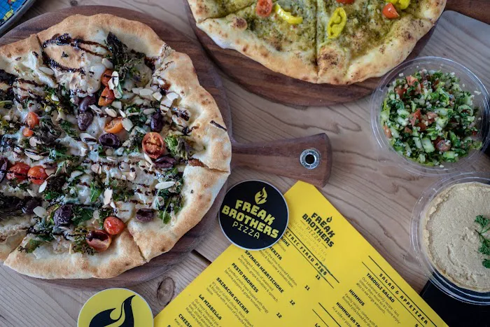 Freak Brothers Pizza Picture 10