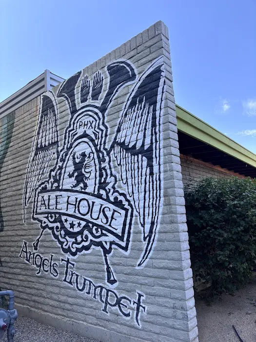 Angel's Trumpet Ale House Picture 2