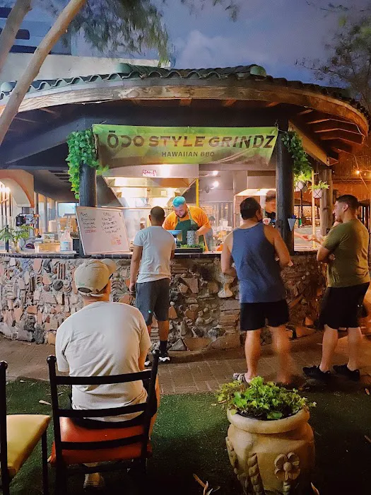 Lōco Style Grindz Picture 5