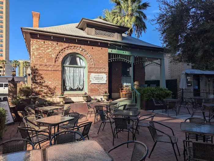 The Farish House Picture 4