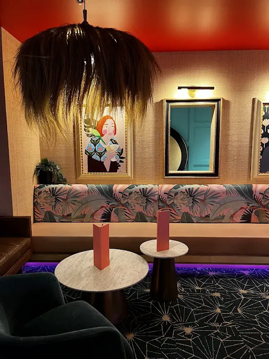 Châm Pang Lanes Picture 6