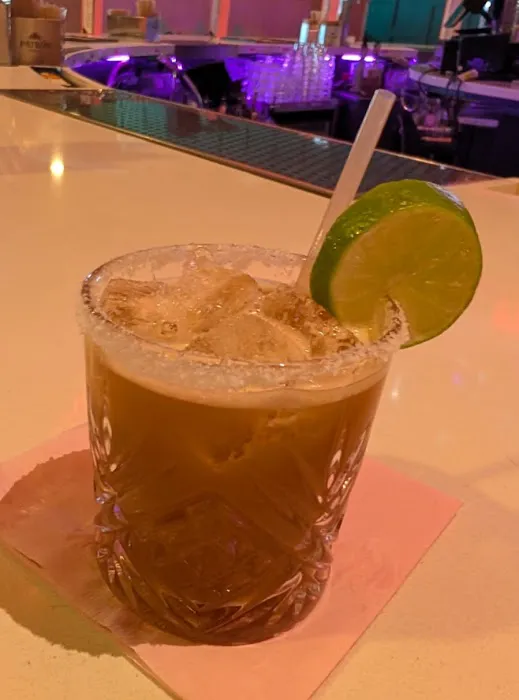 Châm Pang Lanes Picture 1