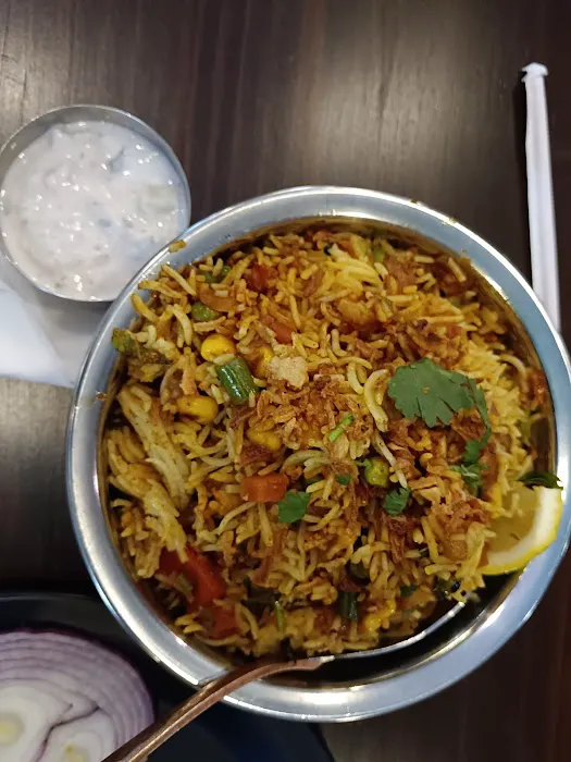 Aroma India (Cuisine and Bar) Picture 3