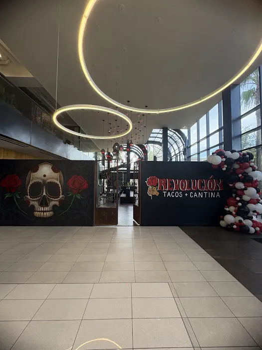 Revolución Tacos + Cantina Picture 7