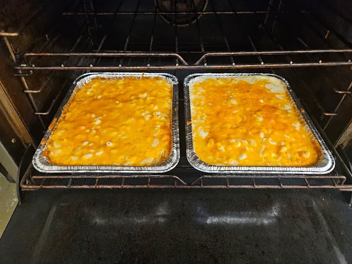 REGGIE'S BAR-B-Q Picture 3