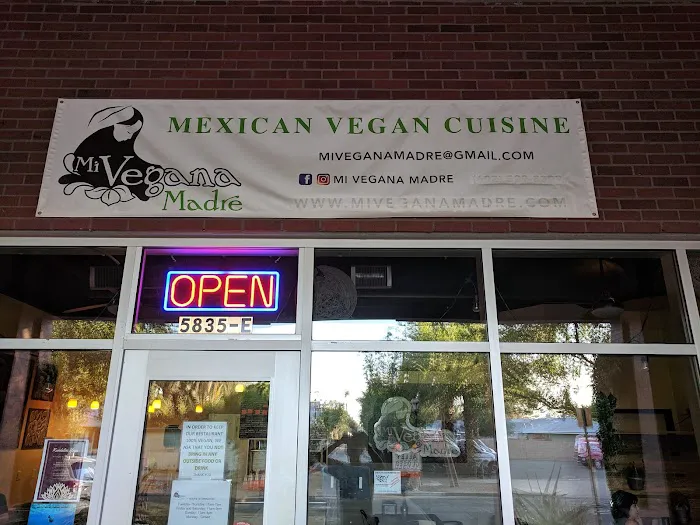 La Vegana Madre Picture 6