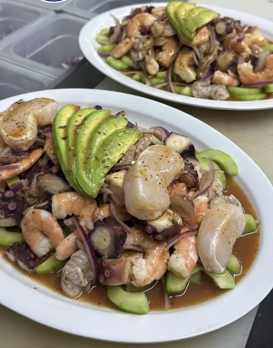 Mariscos el chube Picture 3