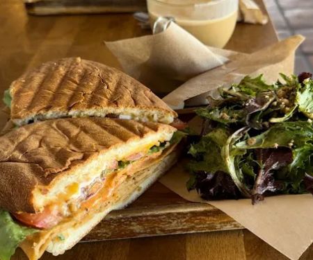 Goji Berry - Eatery & Bakery