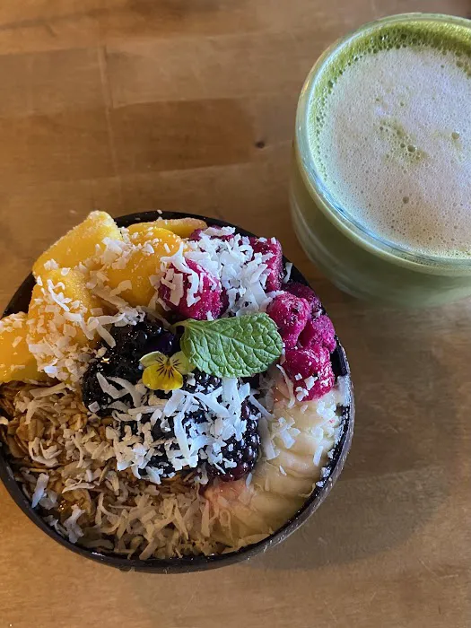 Goji Berry - Eatery & Bakery Picture 3