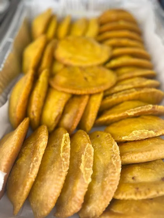 Mane-lan Kitchen Picture 7