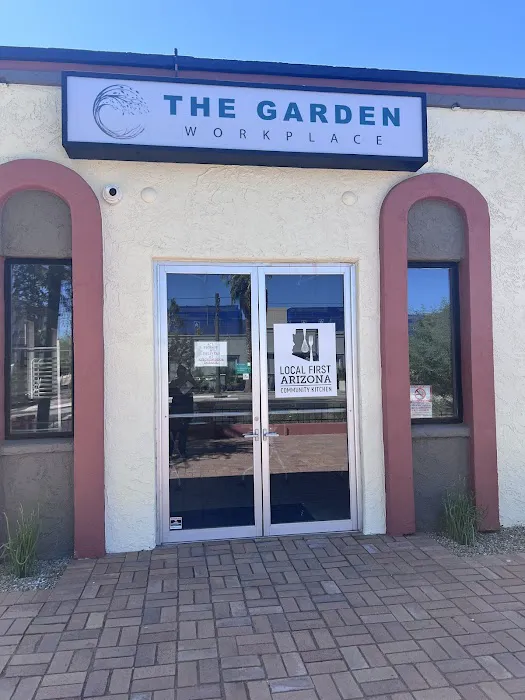 Mane-lan Kitchen Picture 6