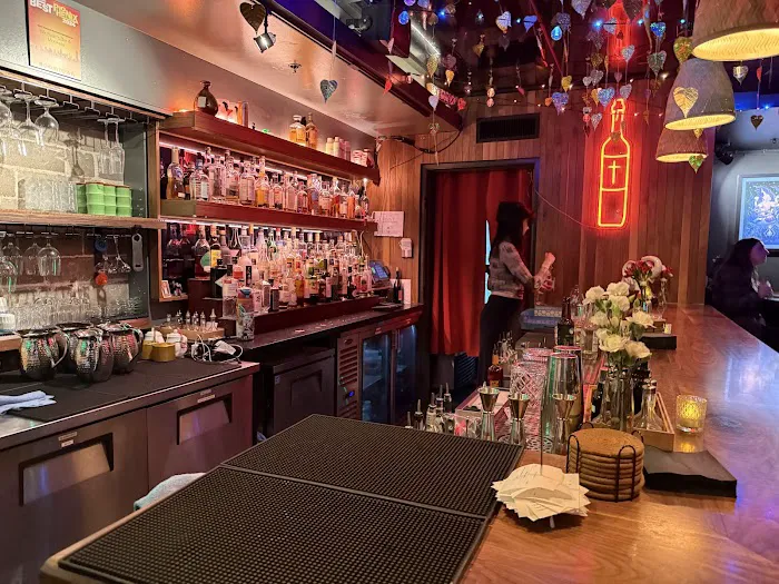 Mr. Baan's Bar and Mookata Picture 9