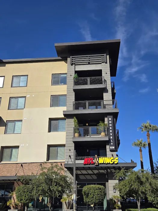 ATL Wings Roosevelt Row Picture 2