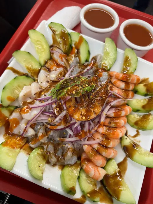 Mariscos la caña Picture 10