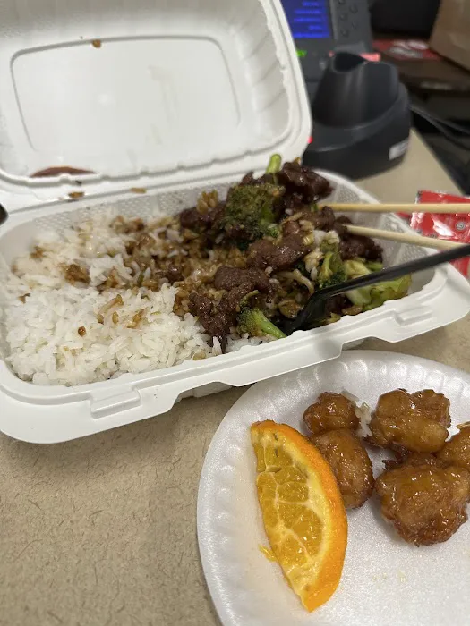 Happy Wok Picture 10