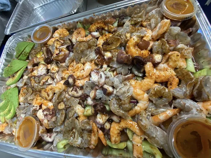 Mariscos el pájaro Picture 2