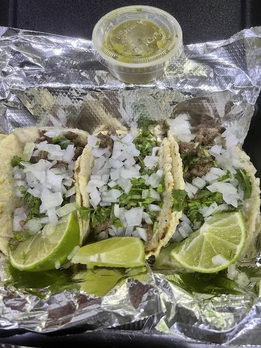 Playing with fire bbq & Wings Picture 5